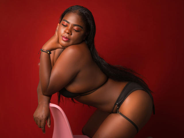 NylahGlow - Live porn &amp; sex cam - 29640977