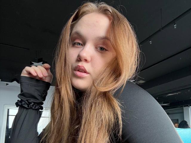 KeriForU - Live porn &amp; sex cam - 29644904