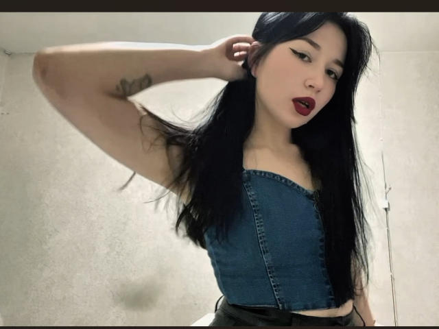 MertieDasinger - Live porn &amp; sex cam - 29648120