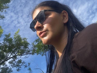 AlaraKey's Model Profile