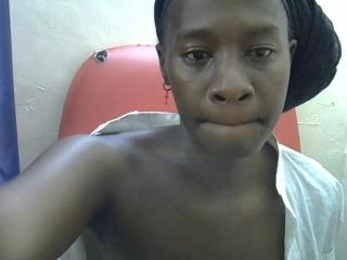 NyangiSexy's Model Profile