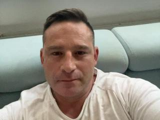 Richard6529's Model Profile