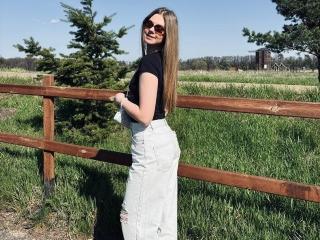 AmmieBawden's Model Profile