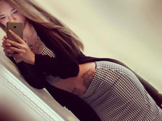 Vinique99-hot's Model Profile