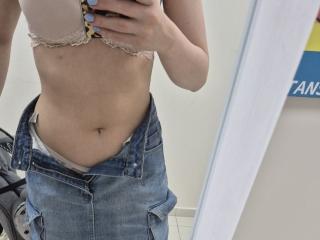 JoannaSia's Model Profile