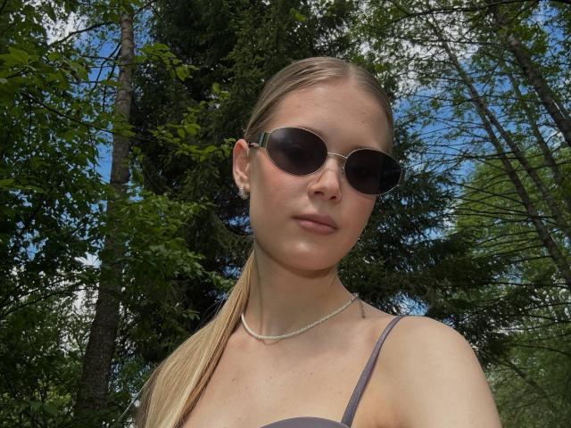 LillianaWhang - Live porn &amp; sex cam - 29659811