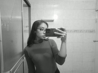 CamiVargas's Model Profile