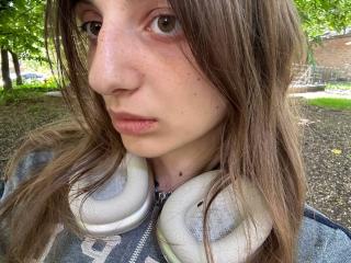 KarieMestler's Model Profile