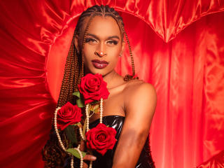 RosaliaMonteiro's Model Profile