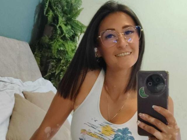 SharissWilliam - Élő pornó és szexkamera - 29668712
