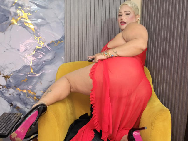 GianellaCox - Live porn &amp; sex cam - 29670011