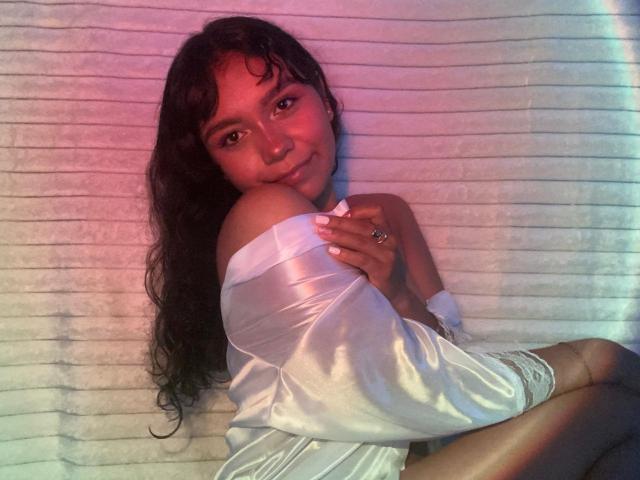 JuliaBennett - Live porn &amp; sex cam - 29683448