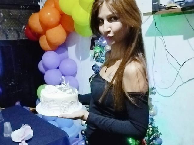 AmeliaBlond - Live porn &amp; sex cam - 29686325