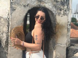 Ver la ficha detallada de IsabellaJames