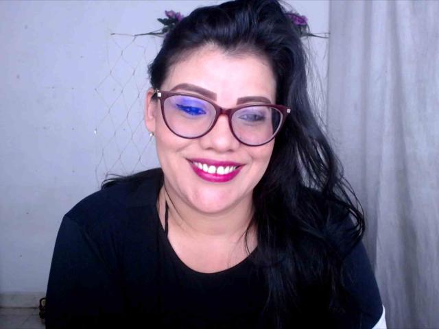 ValeriaLoveer - Live porn &amp; sex cam - 29692385