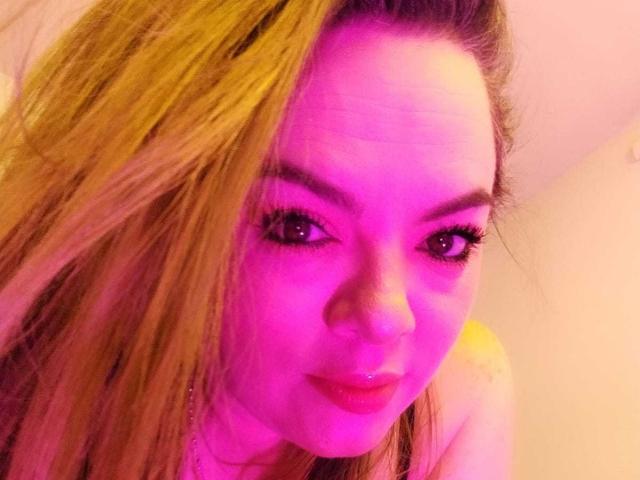 AvaMia - Live sex cam - 29700248