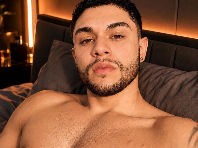 BrianAdler - Live porn &amp; sex cam - 29700893