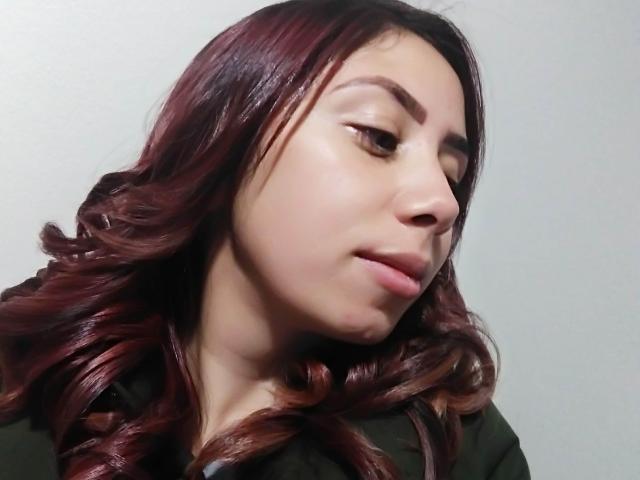 StephanieSun - Live porn &amp; sex cam - 29702270