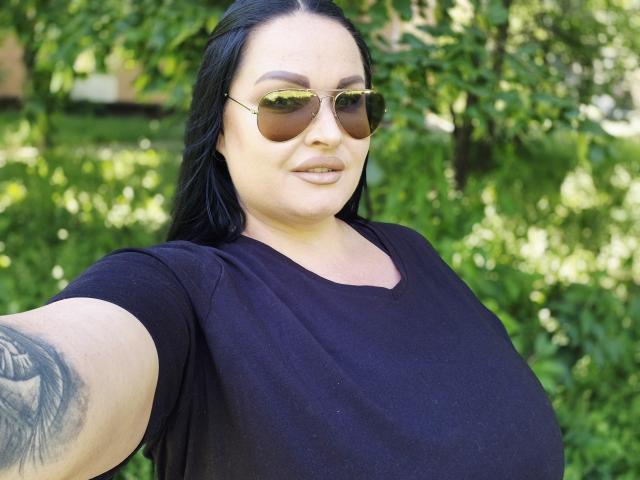 GeorgiaLerox - Live Sex Cam - 29707061