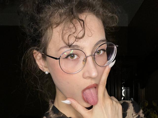 AlyceErway - Live porn &amp; sex cam - 29710178