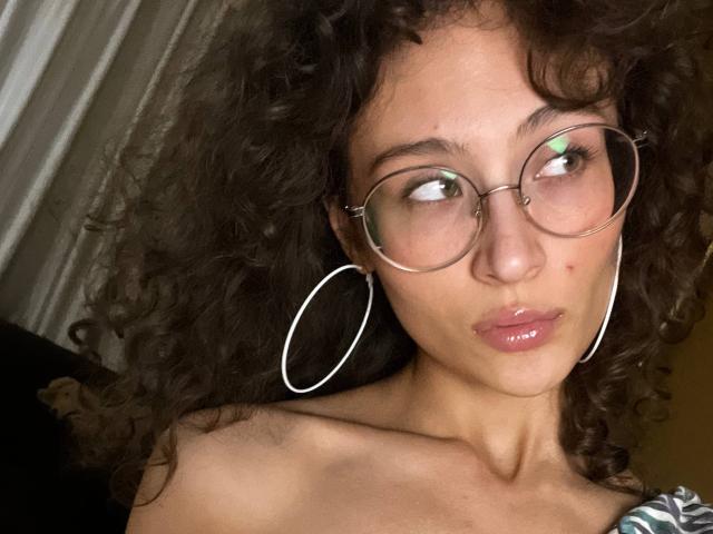 AlyceErway - Live porn &amp; sex cam - 29710235