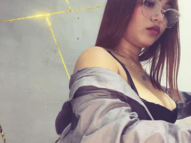 EstefyChaud - 라이브 포르노 &amp; 섹스 캠 - 29711603