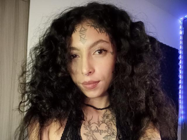LaurieRzz - Live porn &amp; sex cam - 29712659