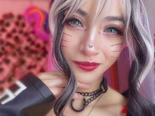 См. подробные сведения о модели LaurenEvie69