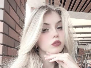 См. подробные сведения о модели LauraleePenderel