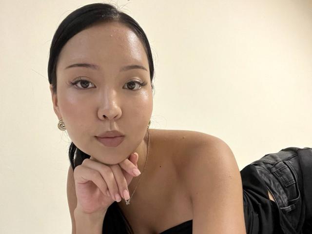 IrisDommer - Live porn &amp; sex cam - 29727896