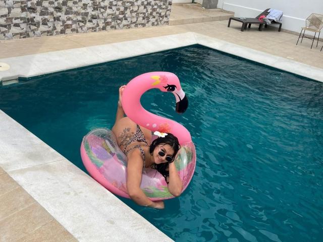 AlessiaFerry - Live porn &amp; sex cam - 29729966