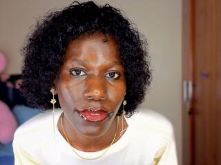Podívejte se na podrobnou kartu KharlaQueen