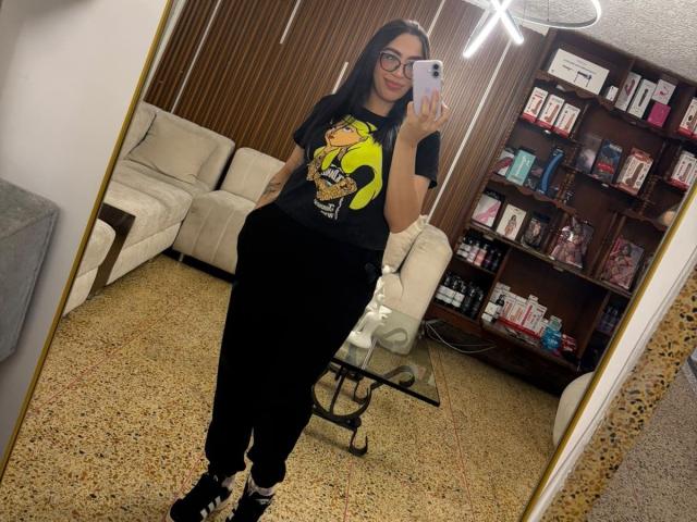 CamilleJuicyHot - Live porn &amp; sex cam - 29743190