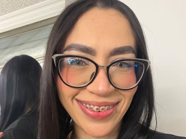 CamilleJuicyHot - Live porn &amp; sex cam - 29743199