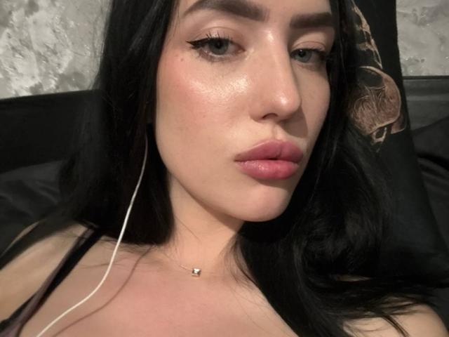 BessieSevcik - Live porn &amp; sex cam - 29745803