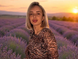 Katrina28-hot's Model Profile
