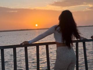 JuliaGarciax's Model Profile