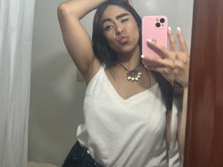 StellaBeckker's Model Profile