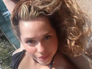 PaulettWatsoon's Model Profile