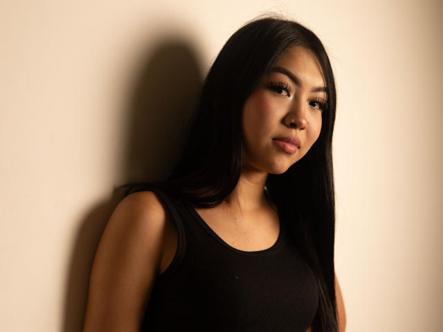 AlinnaSans - Live porn &amp; sex cam - 29775896