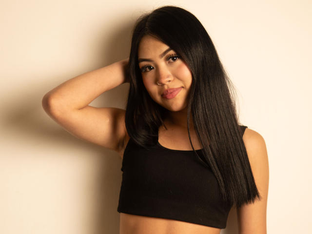 AlinnaSans - Live porn &amp; sex cam - 29775941