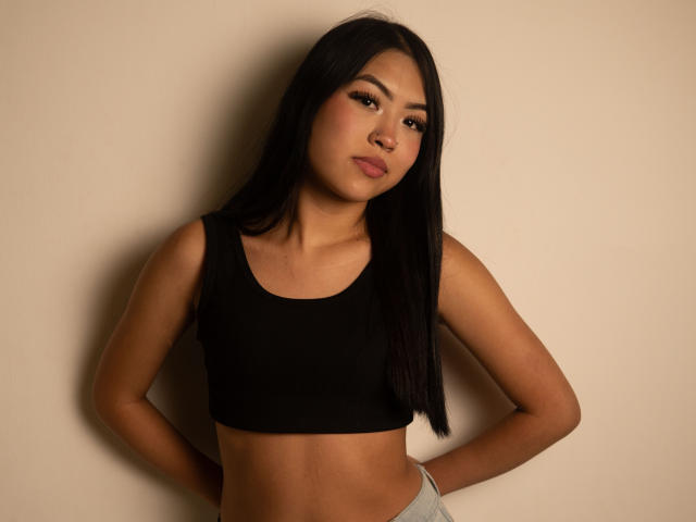 AlinnaSans - Live porn &amp; sex cam - 29775953