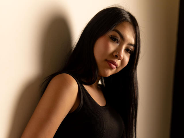 AlinnaSans - Live porn &amp; sex cam - 29775959