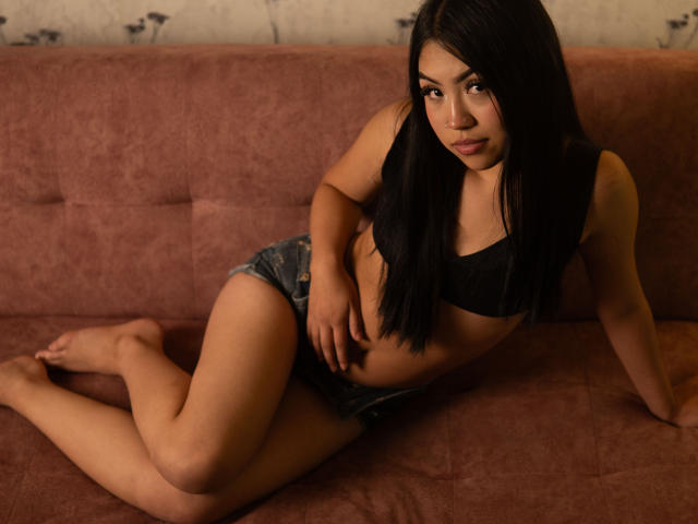 AlinnaSans - Live porn &amp; sex cam - 29776118