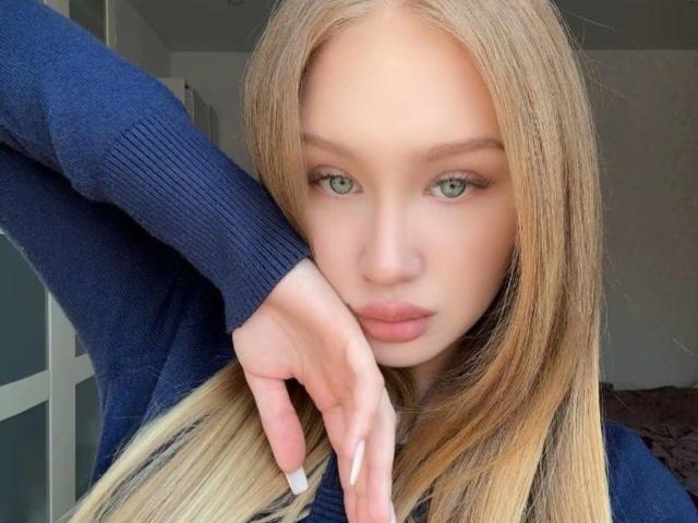 JudyJurewicz - Live porn &amp; sex cam - 29777825