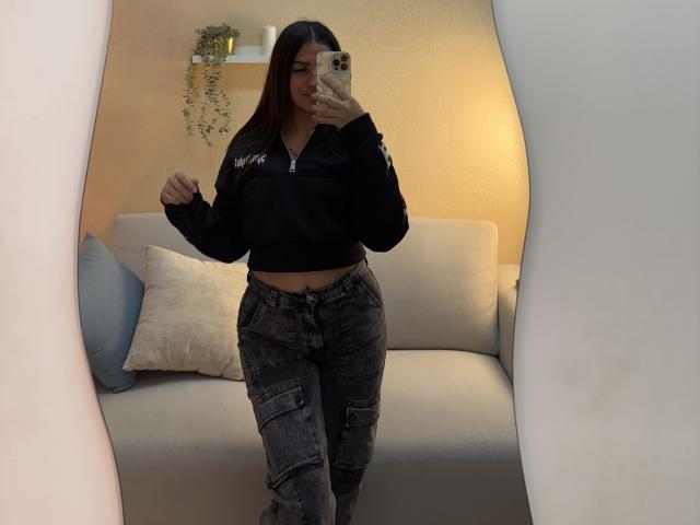 LunaaBlossomm - Live porn &amp; sex cam - 29780708