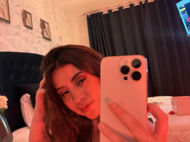 LunaaBlossomm - Live porn &amp; sex cam - 29780777