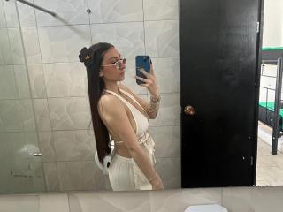 Ver la ficha detallada de MaddyCarina