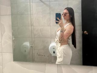 Ver la ficha detallada de MaddyCarina