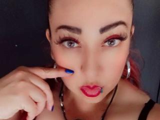 Ver la ficha detallada de SarahMoonx